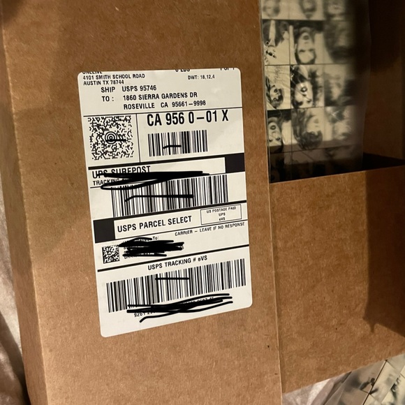 TAYLOR SWIFT eras tour VIP box unopened - Picture 5 of 5